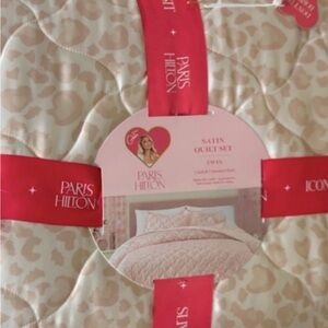 Paris Hilton Pink Satin Animal Print Twin Quilt Set Polyester 68”x88”